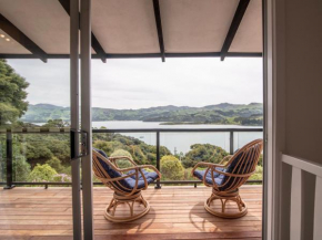 Kingfisher's Perch - Takamatua Holiday Home